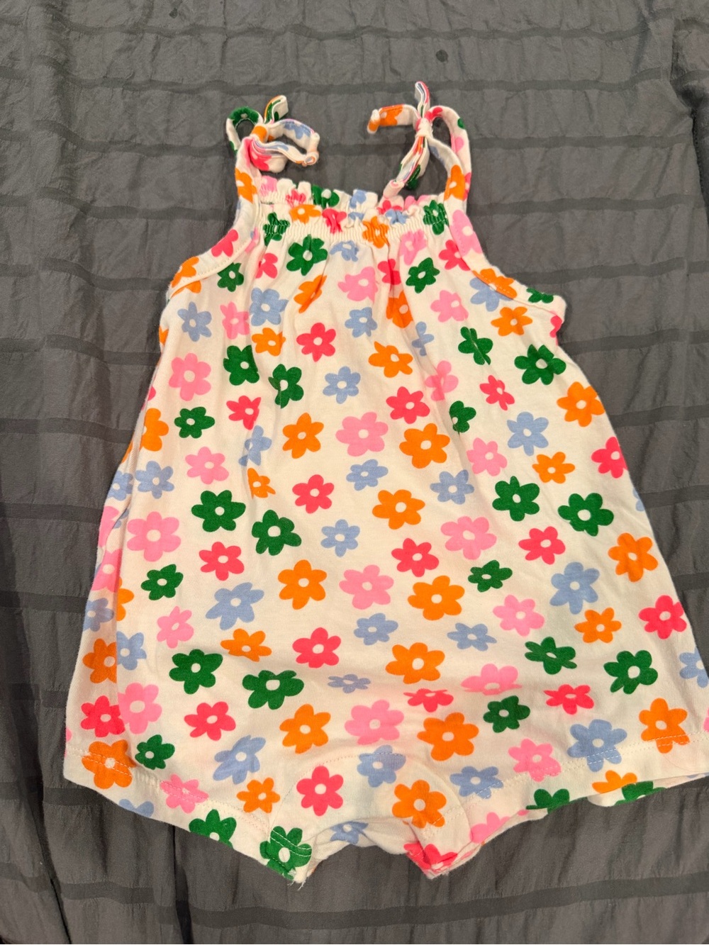 Old navy floral sleeveless baby girl romper
